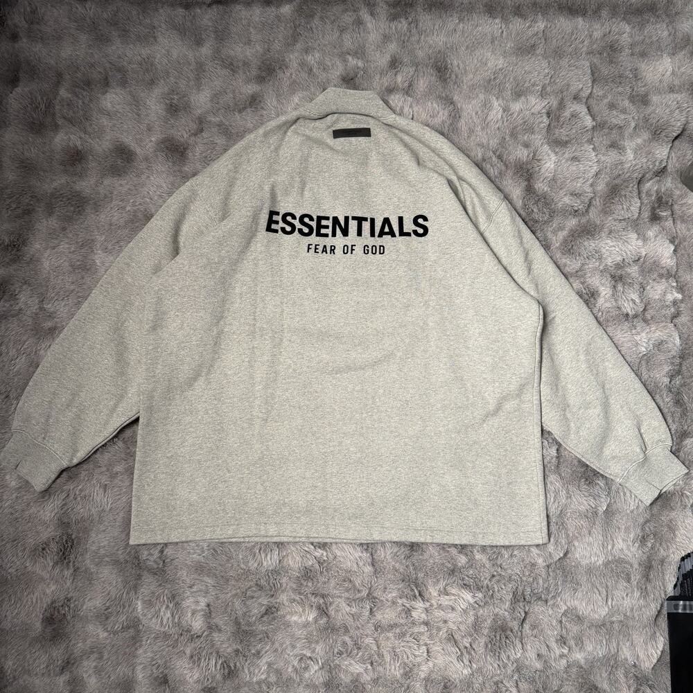 Fear of God Essentials Relaxed Crewneck Light Oatmeal Gray Men’s Large Authentic